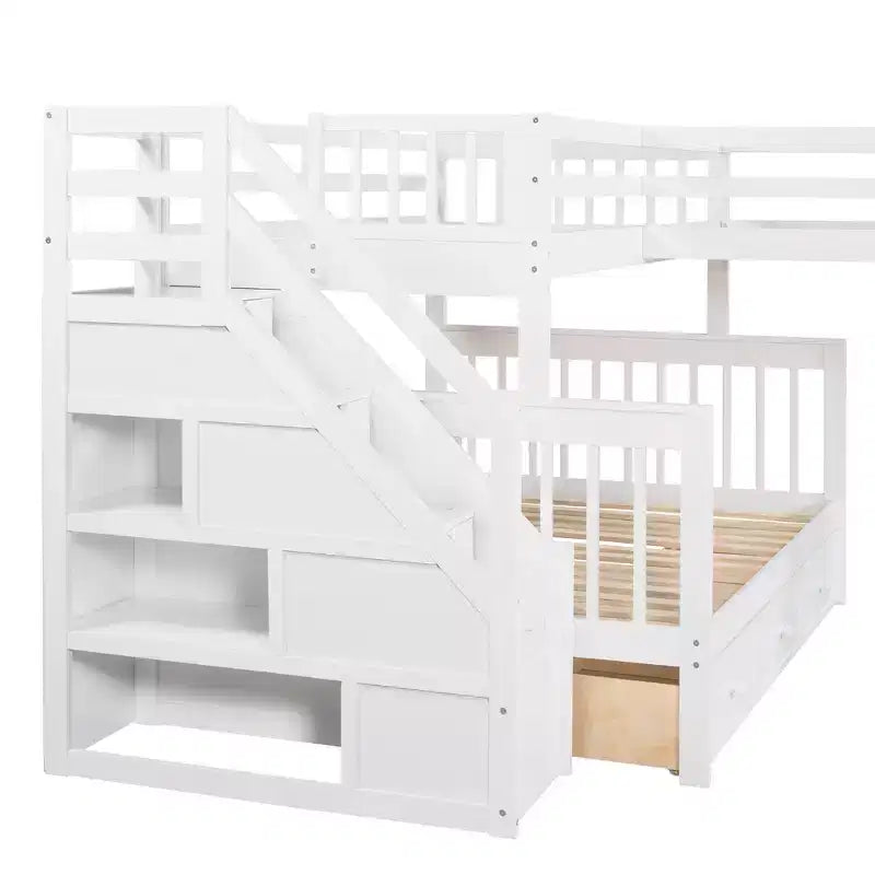 Litera en forma de L con diseño elegante, de dos camas sobre una matrimonial, con 3 cajones, escalera y escalera de mano