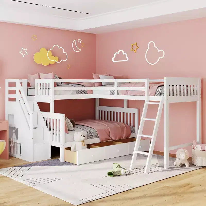 Litera en forma de L con diseño elegante, de dos camas sobre una matrimonial, con 3 cajones, escalera y escalera de mano