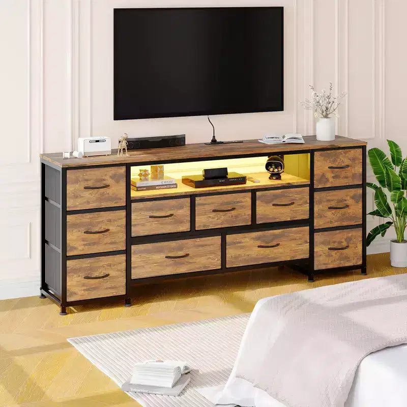 Tocador de 11 cajones con toma de corriente y luces LED, mueble para TV de 63", centro de entretenimiento con almacenamiento, adecuado para salas de estar y dormitorios