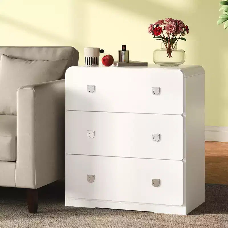 Mesita de noche de 3 cajones pintada para dormitorio